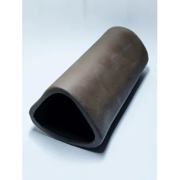 Tube fermé pour poisson de fond, locaridé