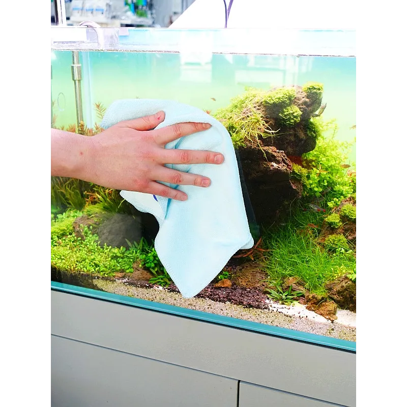 Serviette L microfibre spéciale aquarium