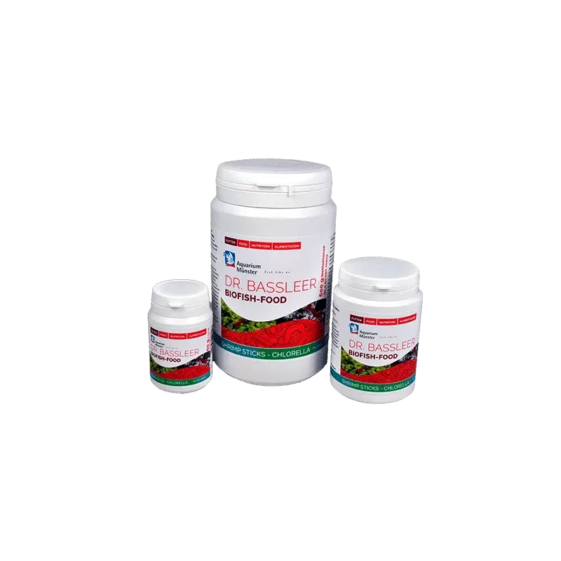 Les Shrimp Sticks Chlorella de la gamme Dr. Bassleer’s Biofish Food sont des bâtonnets alimentaires coulants spécialement formul