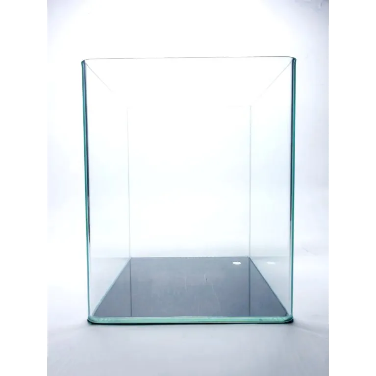 Aquarium 20x20x25 bords arrondis  10L (cuve nue)