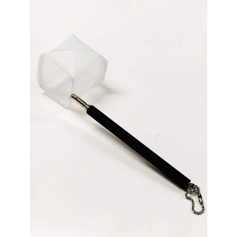 Epuisette 7cm carré noire télescopique 22 à 50cm